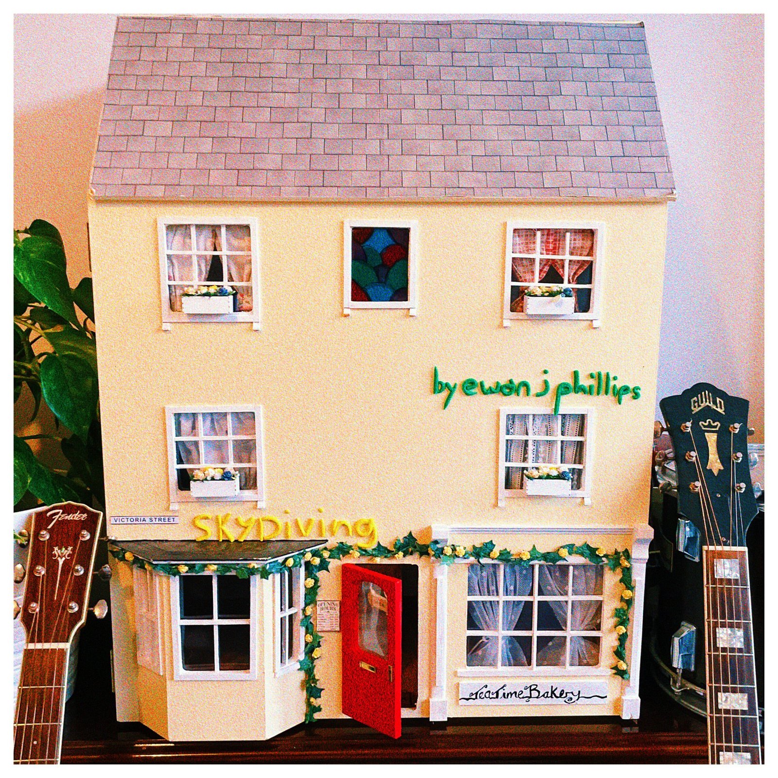 ewan j phillips skydiving